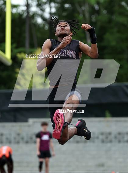 Thumbnail 2 in NCHSAA 4A West Regional (Long Jump) photogallery.