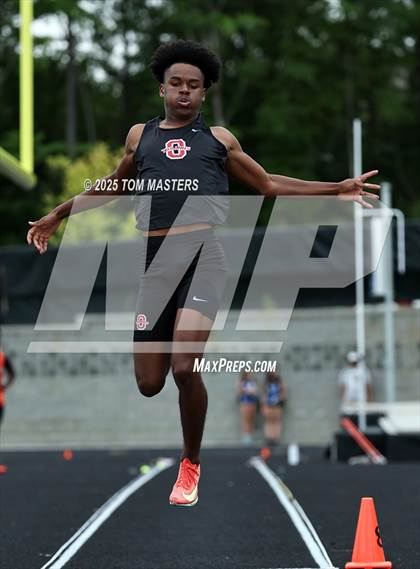 Thumbnail 3 in NCHSAA 4A West Regional (Long Jump) photogallery.