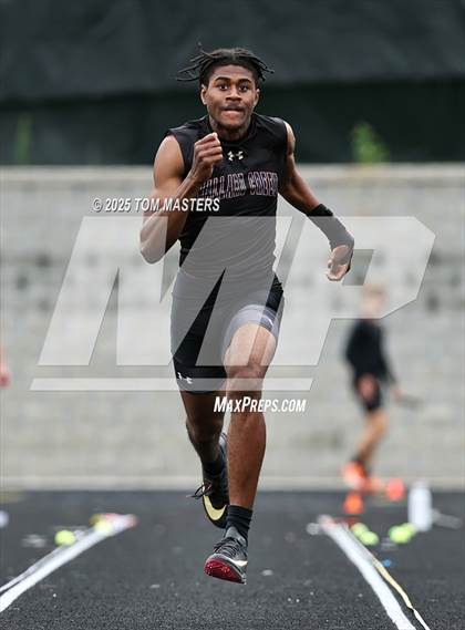 Thumbnail 3 in NCHSAA 4A West Regional (Long Jump) photogallery.