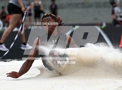 Thumbnail 3 in NCHSAA 4A West Regional (Long Jump) photogallery.