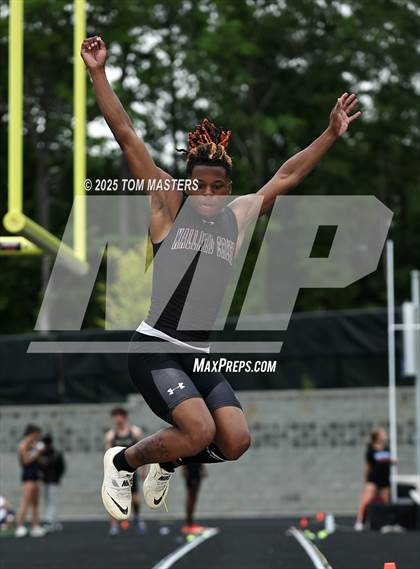 Thumbnail 3 in NCHSAA 4A West Regional (Long Jump) photogallery.