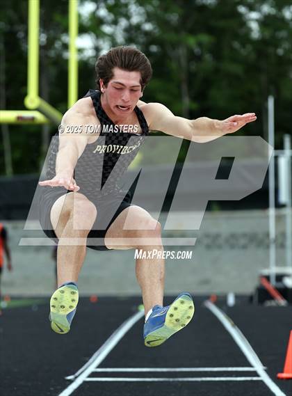 Thumbnail 2 in NCHSAA 4A West Regional (Long Jump) photogallery.