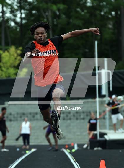 Thumbnail 3 in NCHSAA 4A West Regional (Long Jump) photogallery.