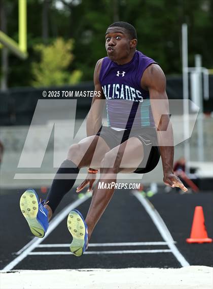 Thumbnail 1 in NCHSAA 4A West Regional (Long Jump) photogallery.