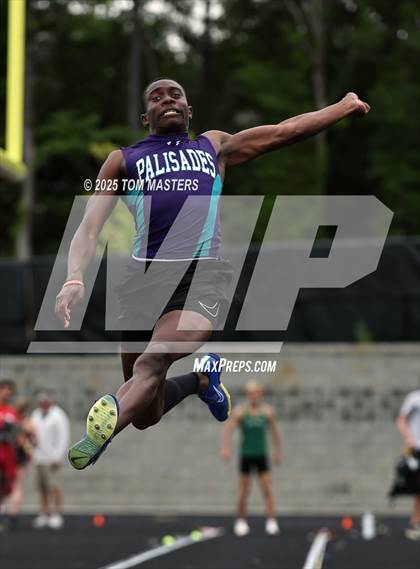 Thumbnail 3 in NCHSAA 4A West Regional (Long Jump) photogallery.