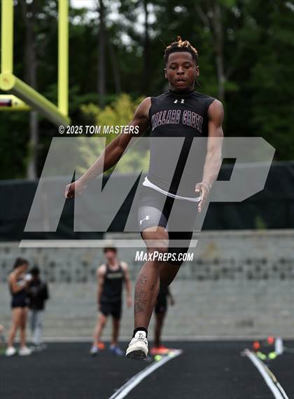 Thumbnail 1 in NCHSAA 4A West Regional (Long Jump) photogallery.