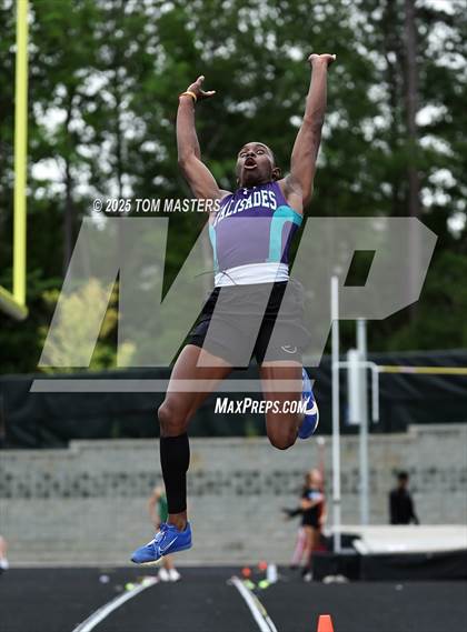 Thumbnail 2 in NCHSAA 4A West Regional (Long Jump) photogallery.