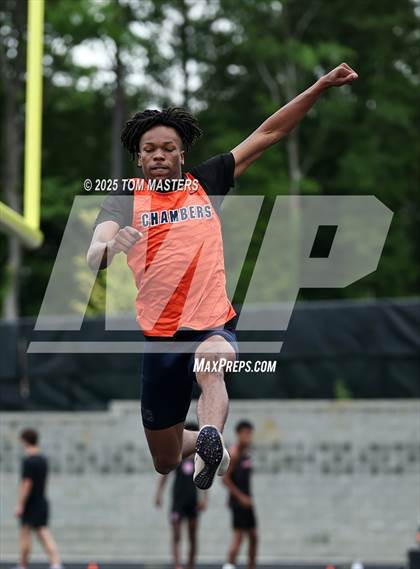 Thumbnail 3 in NCHSAA 4A West Regional (Long Jump) photogallery.
