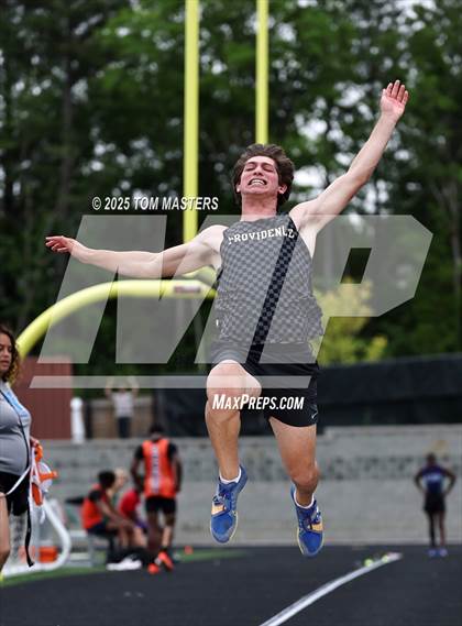 Thumbnail 3 in NCHSAA 4A West Regional (Long Jump) photogallery.