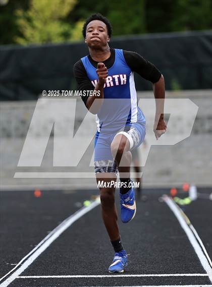 Thumbnail 2 in NCHSAA 4A West Regional (Long Jump) photogallery.