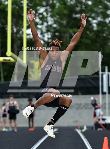 Thumbnail 1 in NCHSAA 4A West Regional (Long Jump) photogallery.