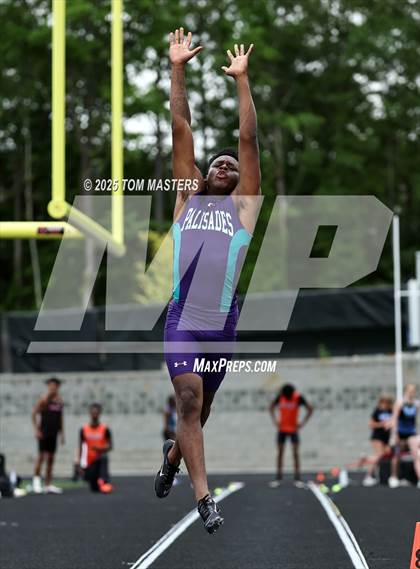 Thumbnail 3 in NCHSAA 4A West Regional (Long Jump) photogallery.
