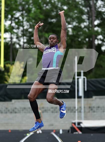 Thumbnail 2 in NCHSAA 4A West Regional (Long Jump) photogallery.