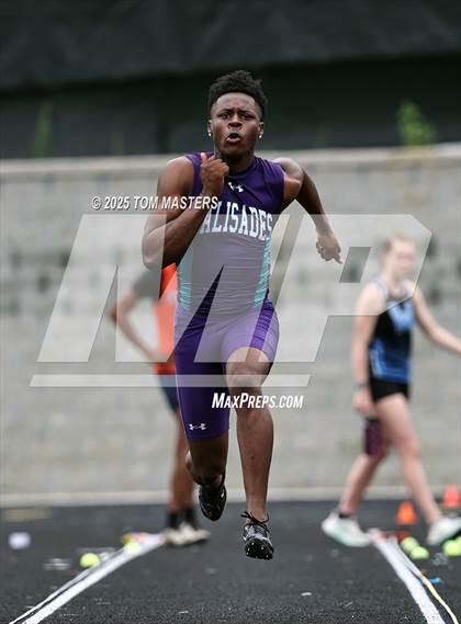 Thumbnail 2 in NCHSAA 4A West Regional (Long Jump) photogallery.