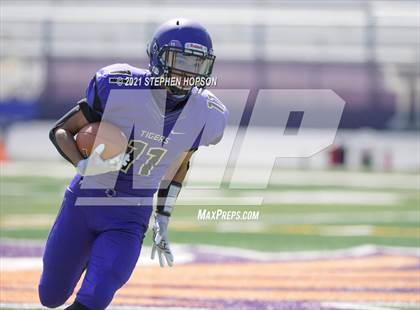 Thumbnail 2 in St. Mary's @ Tokay photogallery.