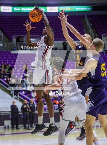 Thumbnail 2 in Summit Academy vs. Layton Christian Academy (UHSAA 3A Quarterfinal) photogallery.