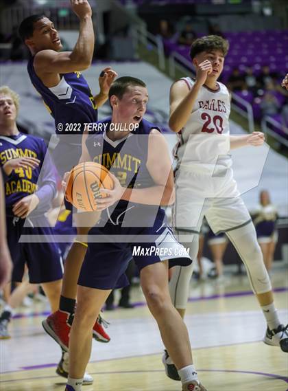 Thumbnail 3 in Summit Academy vs. Layton Christian Academy (UHSAA 3A Quarterfinal) photogallery.