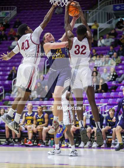 Thumbnail 3 in Summit Academy vs. Layton Christian Academy (UHSAA 3A Quarterfinal) photogallery.