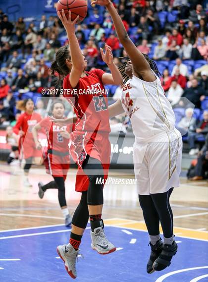 Thumbnail 2 in East vs Judge Memorial (UHSAA 4A Quarterfinal) photogallery.