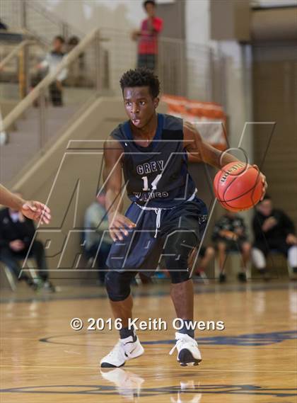 Thumbnail 1 in DeSoto vs. Shoemaker (Whataburger Basketball Tournament) photogallery.