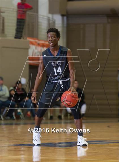 Thumbnail 3 in DeSoto vs. Shoemaker (Whataburger Basketball Tournament) photogallery.