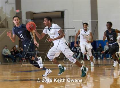 Thumbnail 3 in DeSoto vs. Shoemaker (Whataburger Basketball Tournament) photogallery.