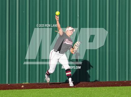 Thumbnail 1 in Southmoore @ Mustang photogallery.