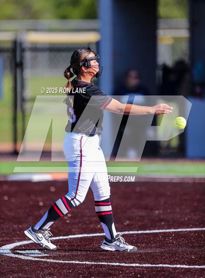 Thumbnail 1 in Southmoore @ Mustang photogallery.