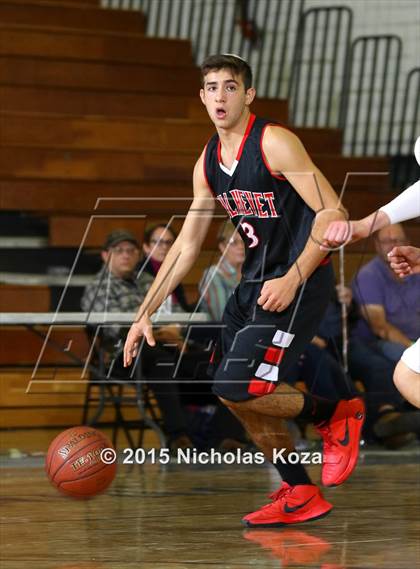 Thumbnail 1 in Newbury Park vs. Shalhevet (Joe Frazier Classic) photogallery.