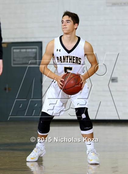 Thumbnail 1 in Newbury Park vs. Shalhevet (Joe Frazier Classic) photogallery.