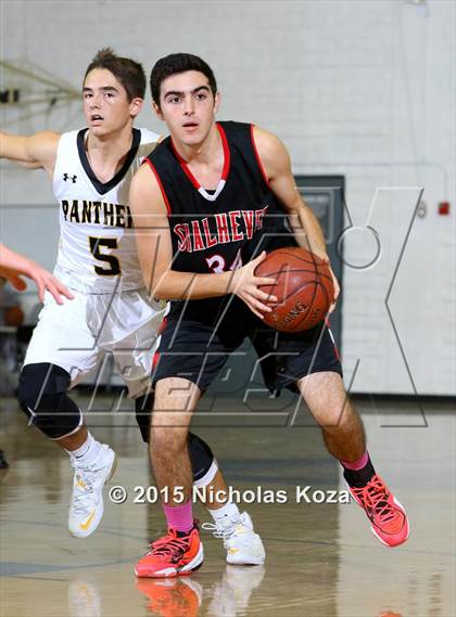 Thumbnail 3 in Newbury Park vs. Shalhevet (Joe Frazier Classic) photogallery.
