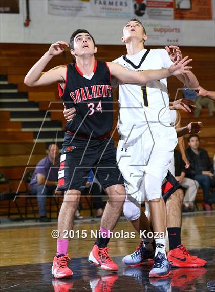 Thumbnail 3 in Newbury Park vs. Shalhevet (Joe Frazier Classic) photogallery.