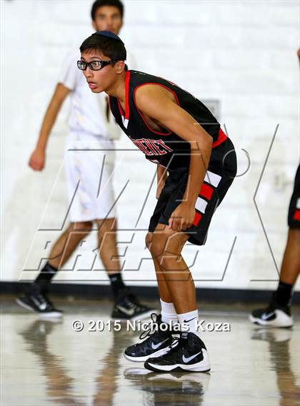 Thumbnail 3 in Newbury Park vs. Shalhevet (Joe Frazier Classic) photogallery.