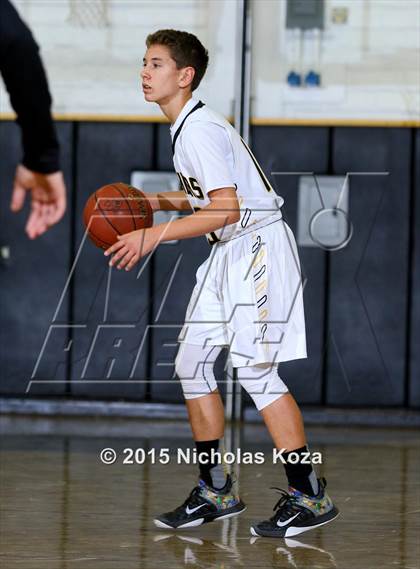 Thumbnail 3 in Newbury Park vs. Shalhevet (Joe Frazier Classic) photogallery.