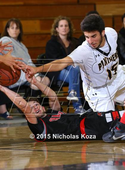 Thumbnail 2 in Newbury Park vs. Shalhevet (Joe Frazier Classic) photogallery.