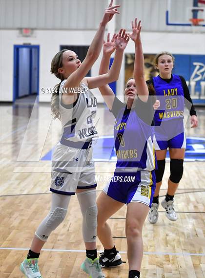 Thumbnail 2 in Haileyville @ Braggs photogallery.