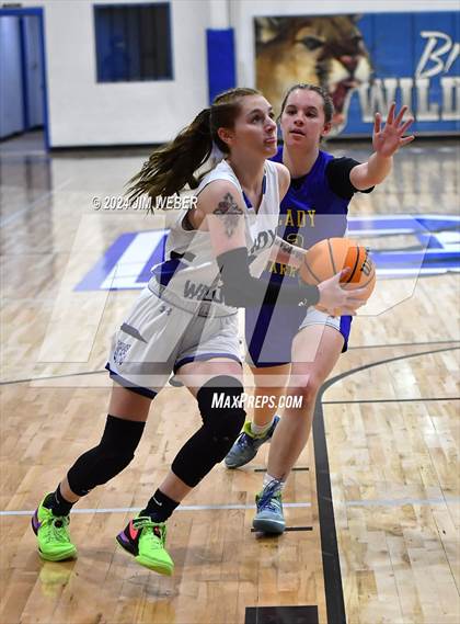 Thumbnail 2 in Haileyville @ Braggs photogallery.