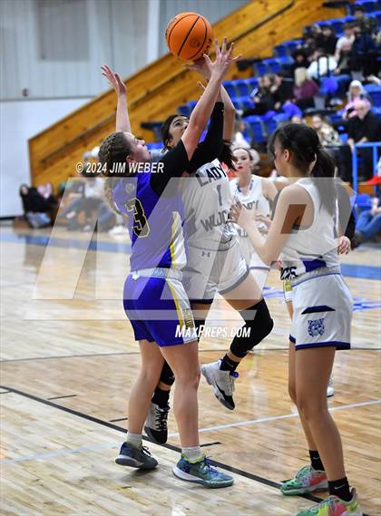 Thumbnail 3 in Haileyville @ Braggs photogallery.