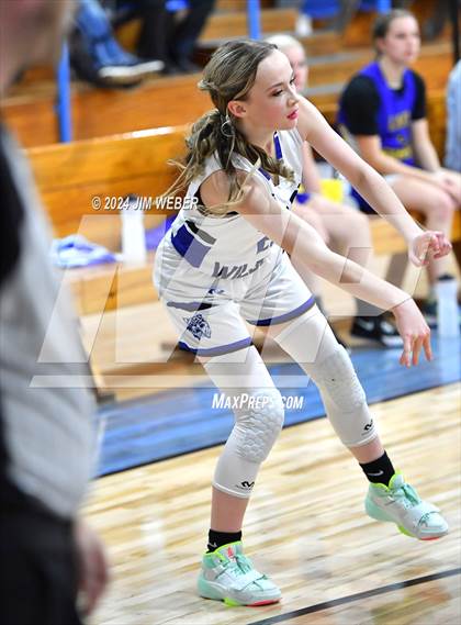 Thumbnail 2 in Haileyville @ Braggs photogallery.
