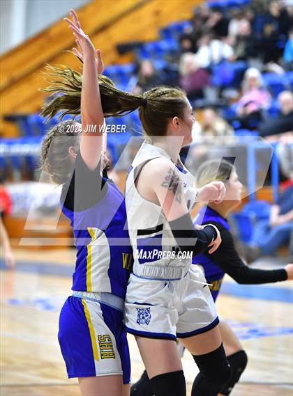 Thumbnail 1 in Haileyville @ Braggs photogallery.