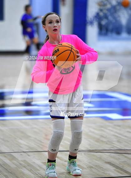 Thumbnail 1 in Haileyville @ Braggs photogallery.