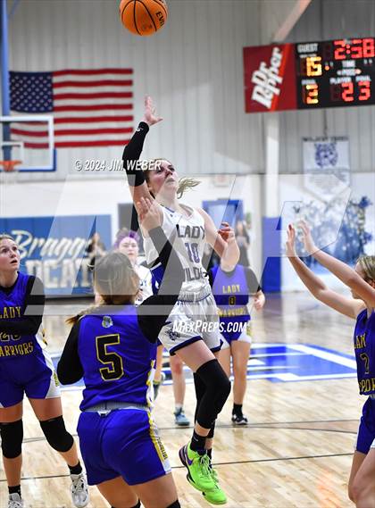 Thumbnail 1 in Haileyville @ Braggs photogallery.