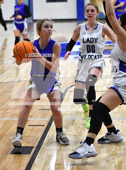 Thumbnail 2 in Haileyville @ Braggs photogallery.