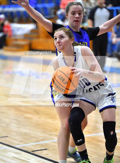 Thumbnail 1 in Haileyville @ Braggs photogallery.