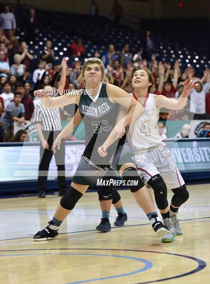 Thumbnail 3 in Mission Vista vs. Escondido Adventist Academy (CIF San Diego Division IV Final) photogallery.