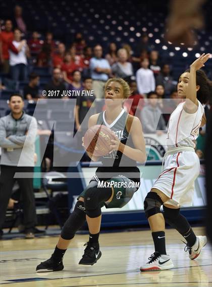 Thumbnail 3 in Mission Vista vs. Escondido Adventist Academy (CIF San Diego Division IV Final) photogallery.
