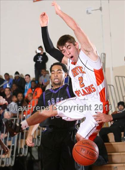 Thumbnail 3 in New Rochelle @ White Plains photogallery.