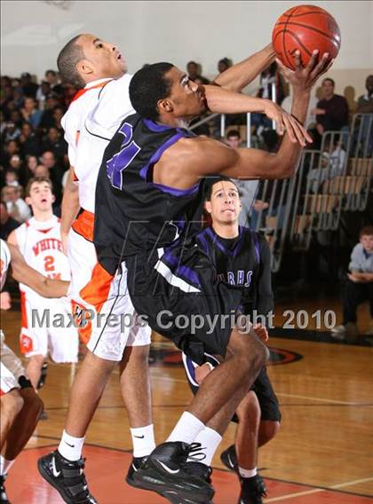Thumbnail 3 in New Rochelle @ White Plains photogallery.