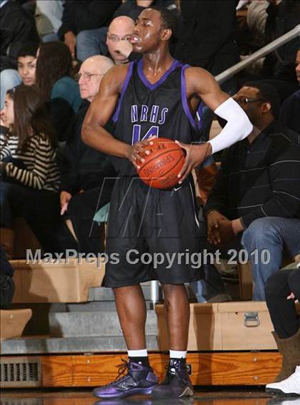 Thumbnail 3 in New Rochelle @ White Plains photogallery.