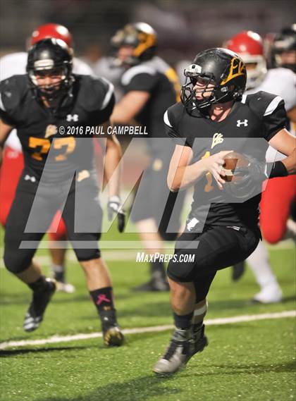 Thumbnail 1 in Benson vs Round Valley (AIA D2 Semifinal) photogallery.